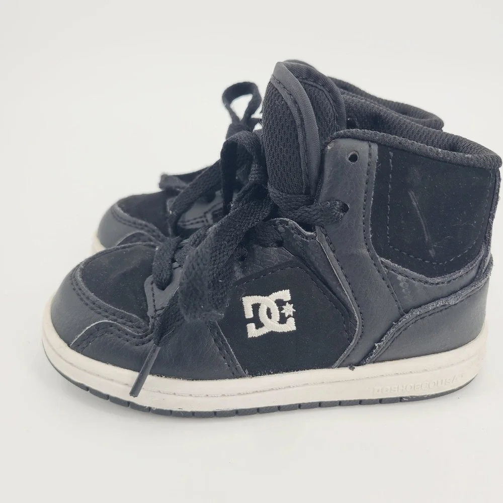 DC Shoes Spark High RS Black Leather‎ Toddler Sneakers High Top Skater Shoes 8C